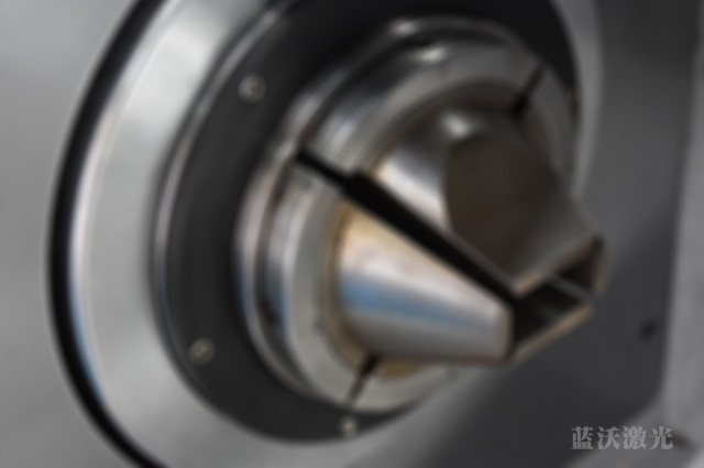 激光切管機(jī)卡盤(pán)的保養(yǎng)注意事項(xiàng)